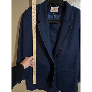 Pendleton 100% Wool Navy Blue Skirt Size 12 And Blazer Size 10 Suit Set 2-piece